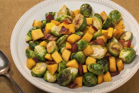 Coles De Bruselas Con Mango Y Tocino