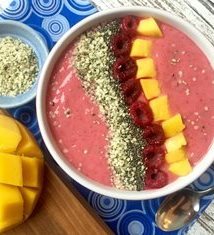 Frozen Raspberry & Mango Smoothie Bowl