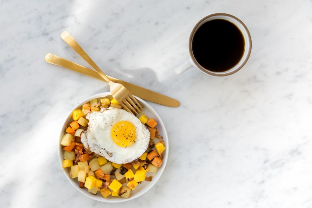 Mangos Con Huevos Y Patatas