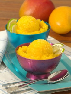 Summer mango recipes - Bowls of mango sorbet for summer