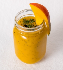 Mango Smoothie with Turmeric, Green Tea and Ginger