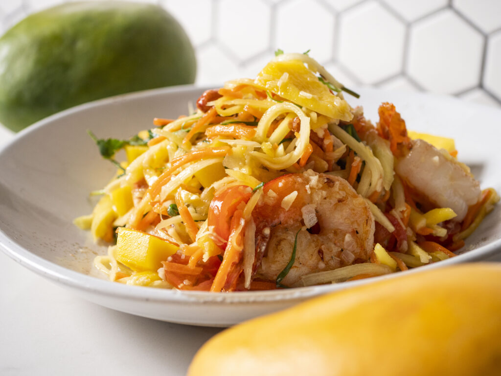 Thai Shrimp and Mango Salad - Mango.org