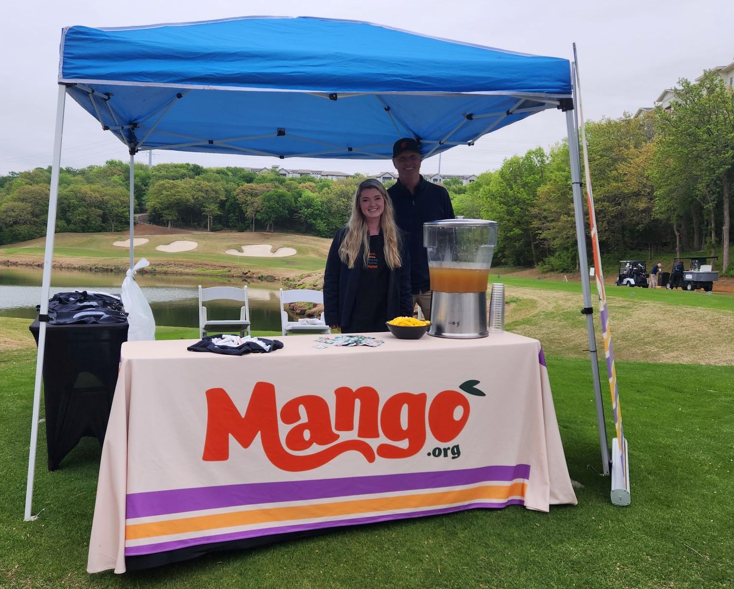 Mango Golf Pop-Up Booth