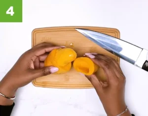 How to cut mango twist and pull method step 4